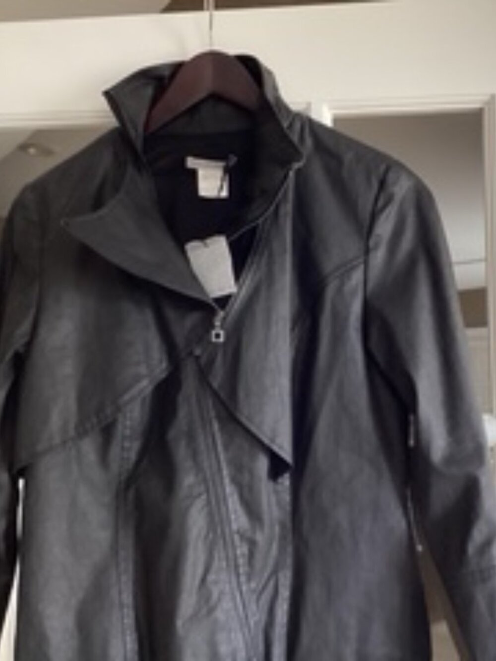 Black Jacket - Picture 3 of 4
